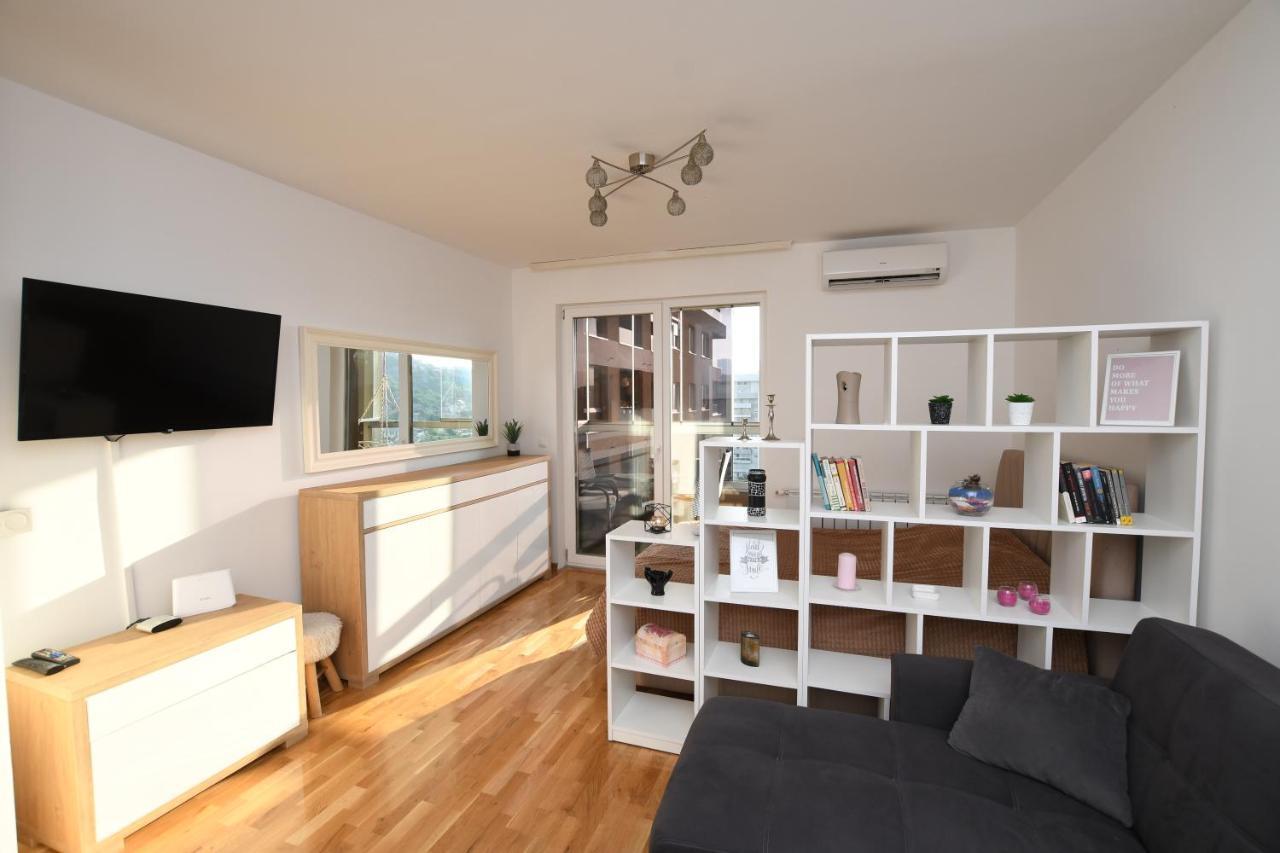 Sky Way Studio Apartment Saraybosna Dış mekan fotoğraf